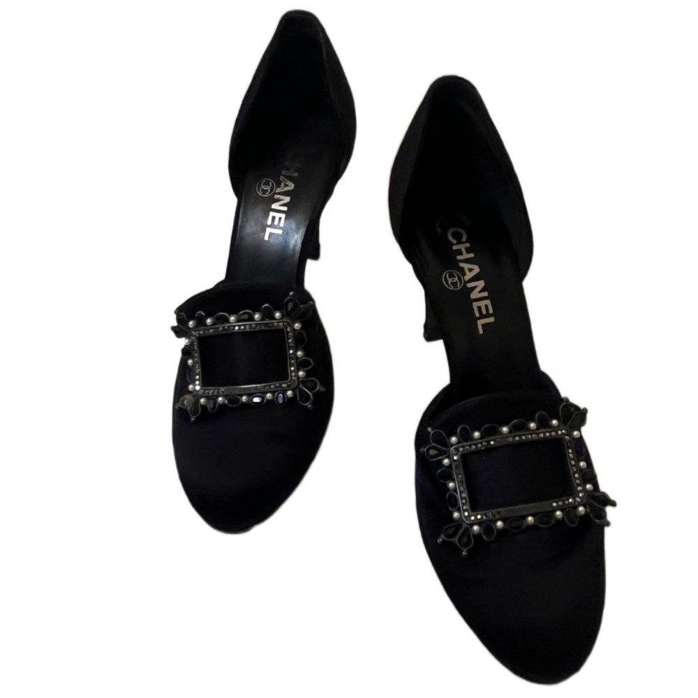 Chanel Black Satin 3.5" heels Gemstone buckle Size 36.5  (US size 6) - Picture 6 of 14